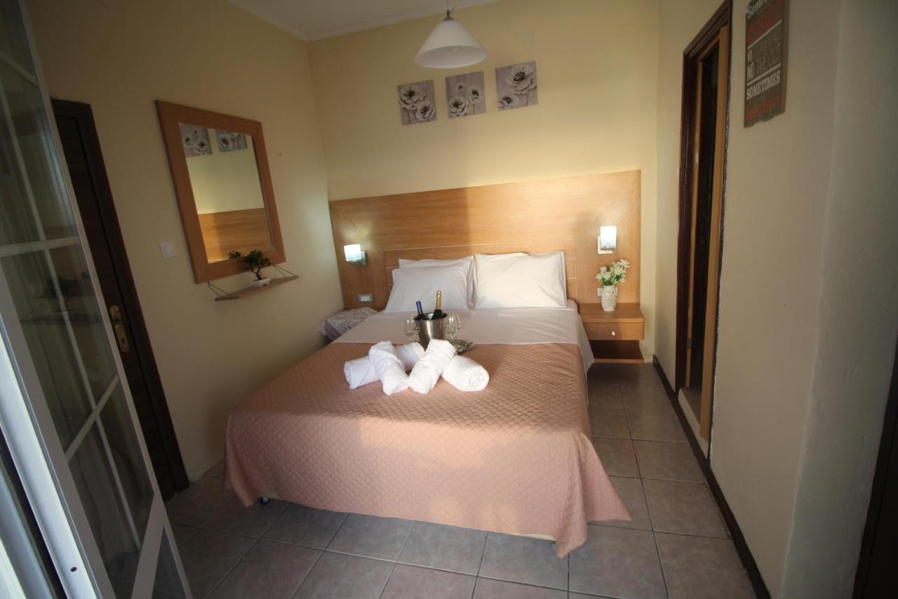 Bed and Breakfast Batis Breeze Perama  Exterior foto